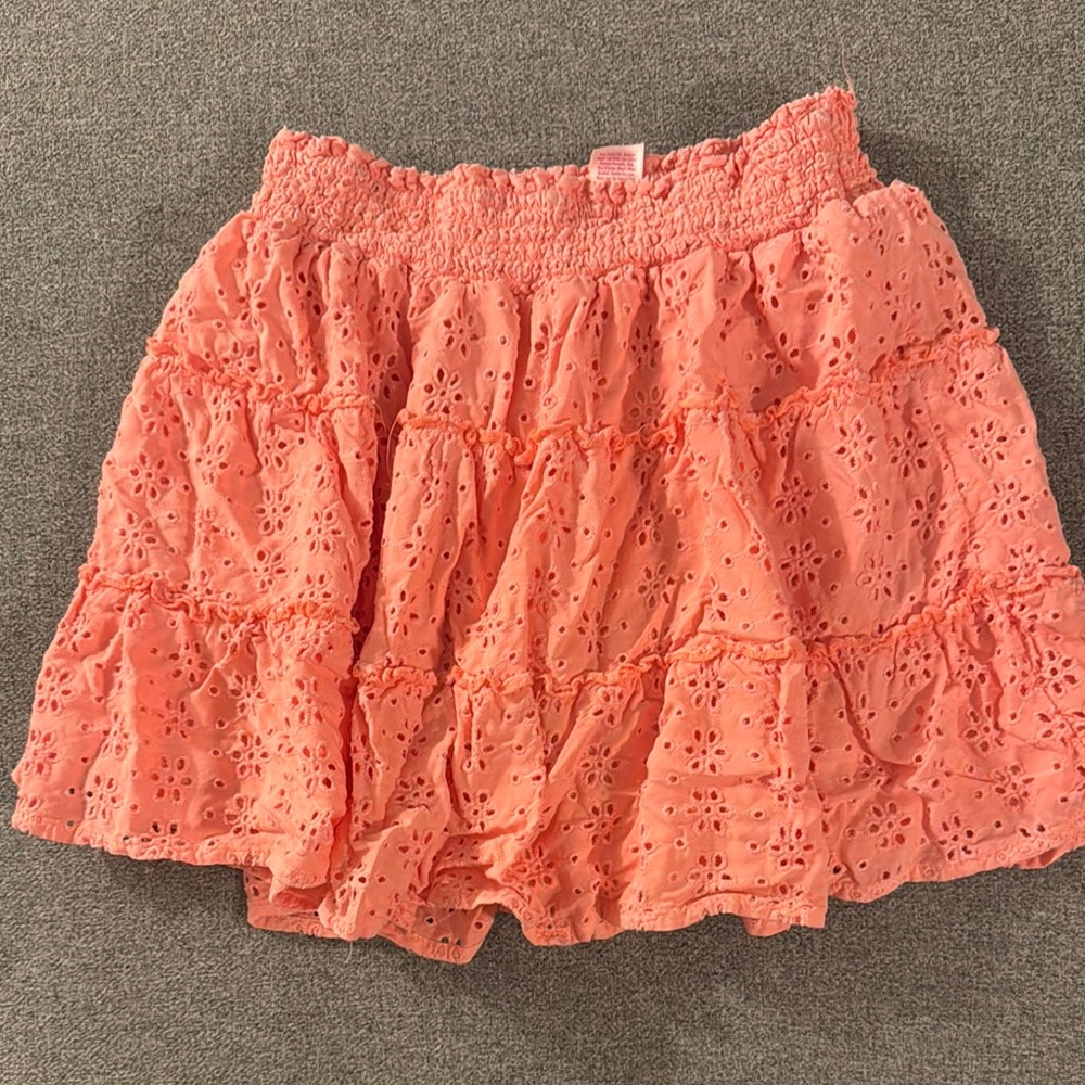 5/$15- Girl’s skort size medium